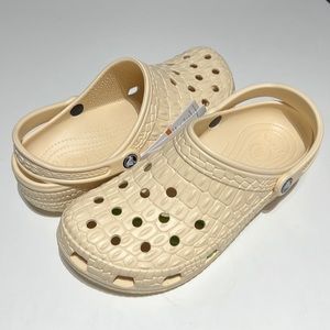 New with Bag- Men’s Crocs Classic Crocskin Clog - 206873-108